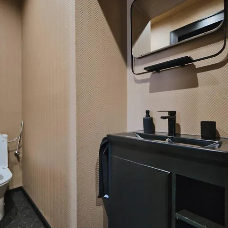 Colonial Insolite Hautdegamme Jacuzzi Privatif Apartment